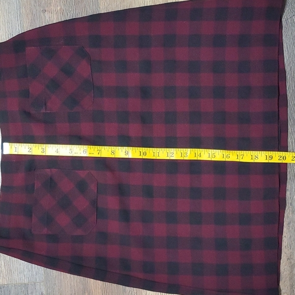 J Jill black red Buffalo plaid skirt with pockets - Picture 2 of 6